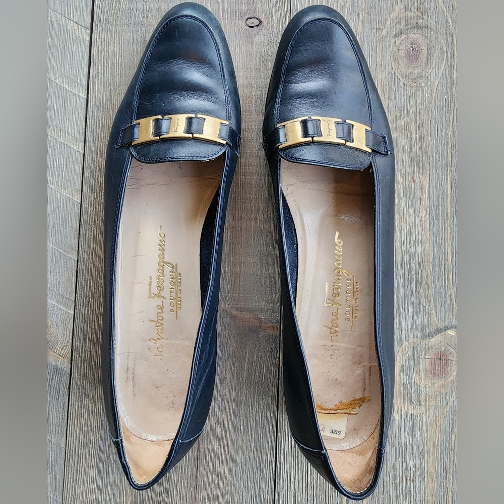 Salvatore Ferragamo Vintage Dark Navy Loafers Gold Buckles Old Money Vibes 10